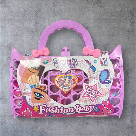 Kindertasche Gefüllt